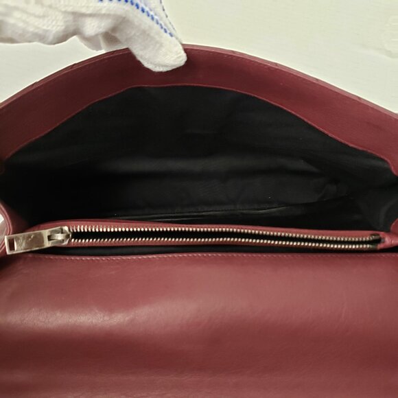 Yves Saint Laurent Large Matelasse Shoulder Bag lux-670-091225 - Picture 11 of 16